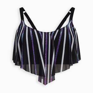 Torrid size 2 wireless V flounce bikini top